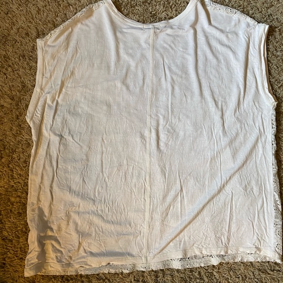 Lace Muscle Tee - Picture 4 of 4